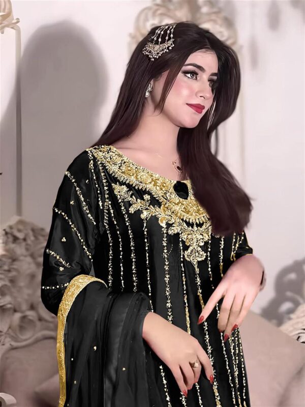 Buy Heavy Chinon Silk Embroidered Top Plazzo & Dupatta Set - Image 2