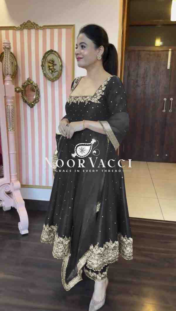Premium Party Wear Pur Vichitra Silk Anarkali Gown, Dupatta & Pent Plazzo Set