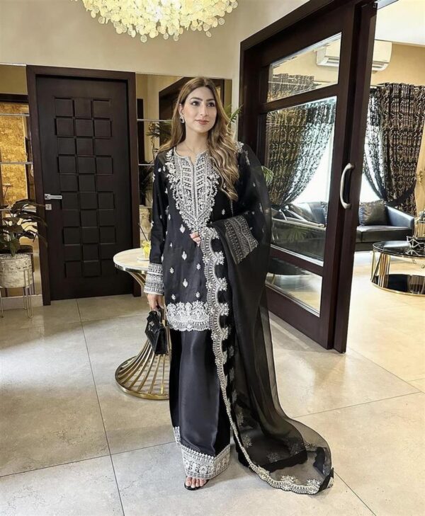 Buy Pure Chinon Silk Embroidered Top-Plazzo Set with Organza Dupatta - Image 2