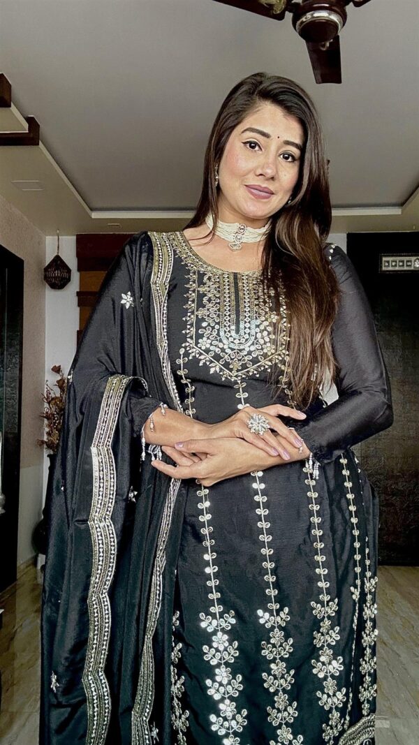Buy Pure Chinon Silk Top-Pent and Dupatta Set with Heavy Embroidery - Image 2