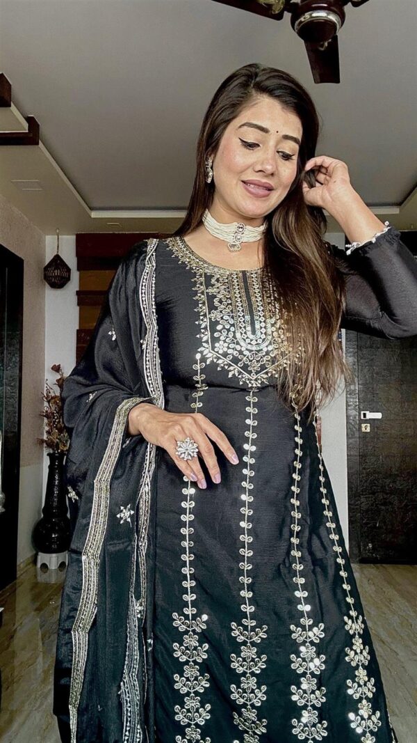 Buy Pure Chinon Silk Top-Pent and Dupatta Set with Heavy Embroidery - Image 4