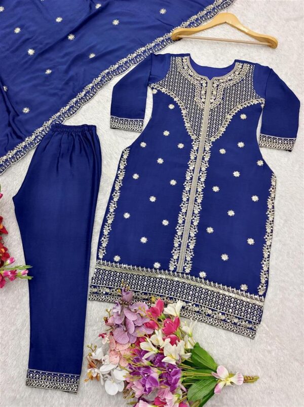 Buy Real Modeling Chinon Silk Top with Pant and Dupatta Set - Image 6