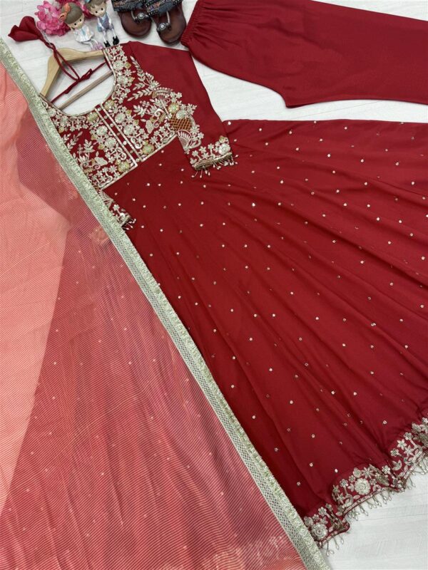 Buy Pur Chinon Silk Embroidered Anarkali Gown, Dupatta & Pent Plazzo Set - Image 5