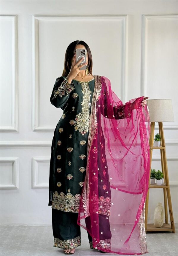 Buy Vichitra Silk Top-Plazzo with Organza Dupatta Set - Image 4