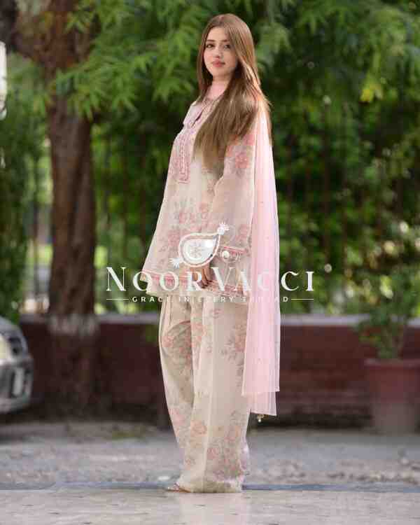 Elegant Farshi Palazzo Set in Digital Printed Pur Sifon Georgette – Party Wear Delight - Image 5