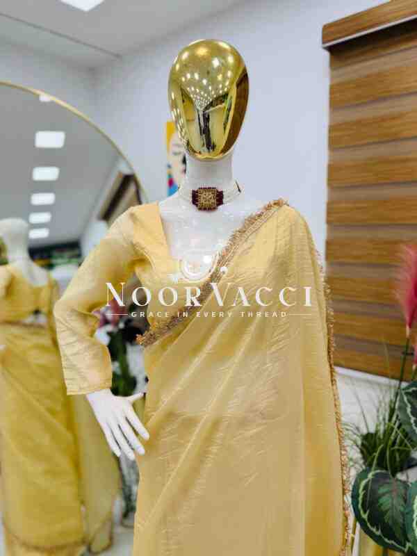 Goldy Crazy Ready-to-Wear Saree with Stitched Blouse - Image 3