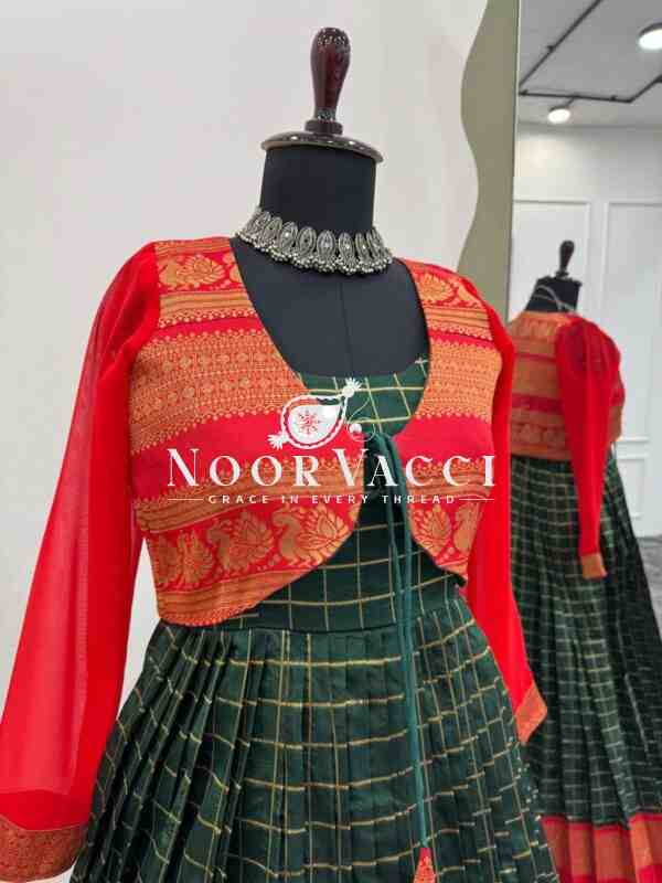 Jacquard Silk Suit with Matching Koti and Canvas Pata Detailing - Image 4