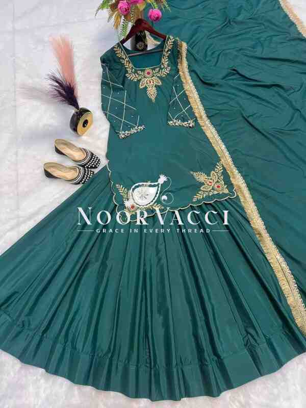 Elegant Natural Crepe Silk Top Lehenga Set with Hand Embroidery & Zari Work - Image 5