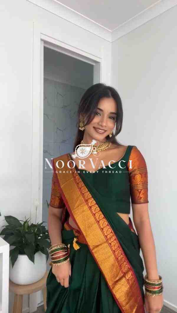 Jacquard Weaving Lehenga Set with Dupatta - Image 2