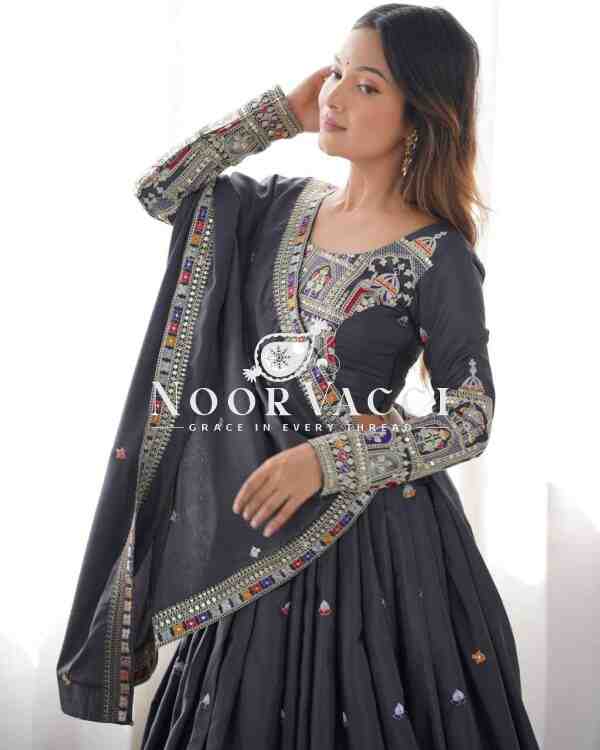 Natural Crepe Silk Embroidered Semi-Stitched Lehenga with Dupatta - Image 2
