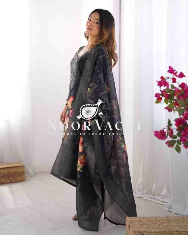 Chanderi Silk Top with Jacquard Digital Print, Micro Pent, and Matching Dupatta - Image 4