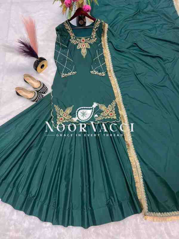 Natural Crep Silk Top Lehenga Set with Embroidery & Dupatta - Image 5