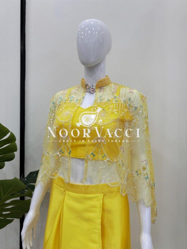 Buy Ready-to-Wear Dhoti Style Set with Embroidered Koti and Stitched Tube Blouse - Image 5