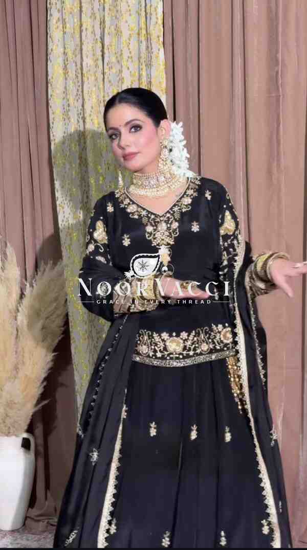 Elegant Crepe Silk Lehenga Set with Embroidered Top & Fancy Dupatta - Image 3