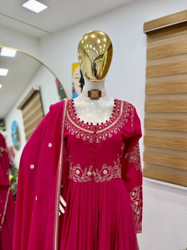 Buy Roman Silk Embroidered Top with Lehenga & Dupatta – Designer Party Set - Image 7