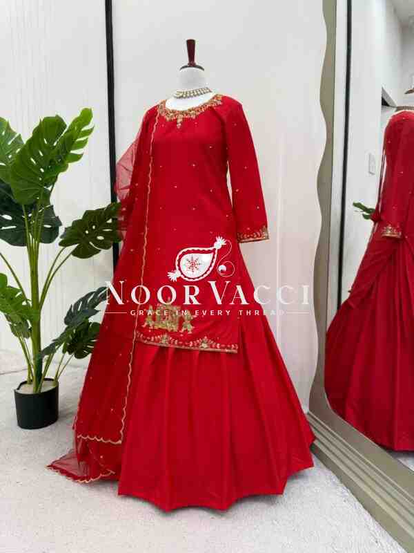 Natural Crepe Silk Lehenga Set with Thread & Sequin Work and Net Dupatta - Image 5