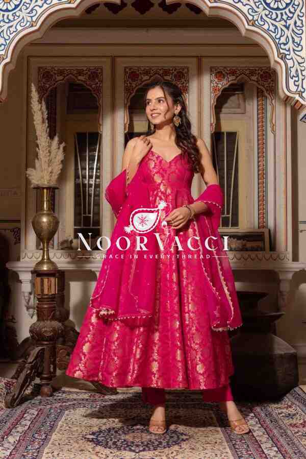 Lehenga Saree with Ruffle Style and Sequins Embroidery - Image 2