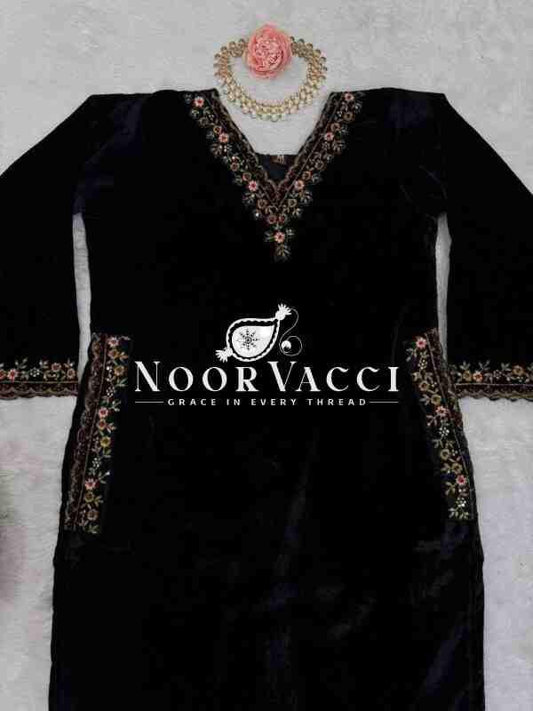 Viscose Velvet Embroidered Suit Set with Side Pocket Detail - Image 6