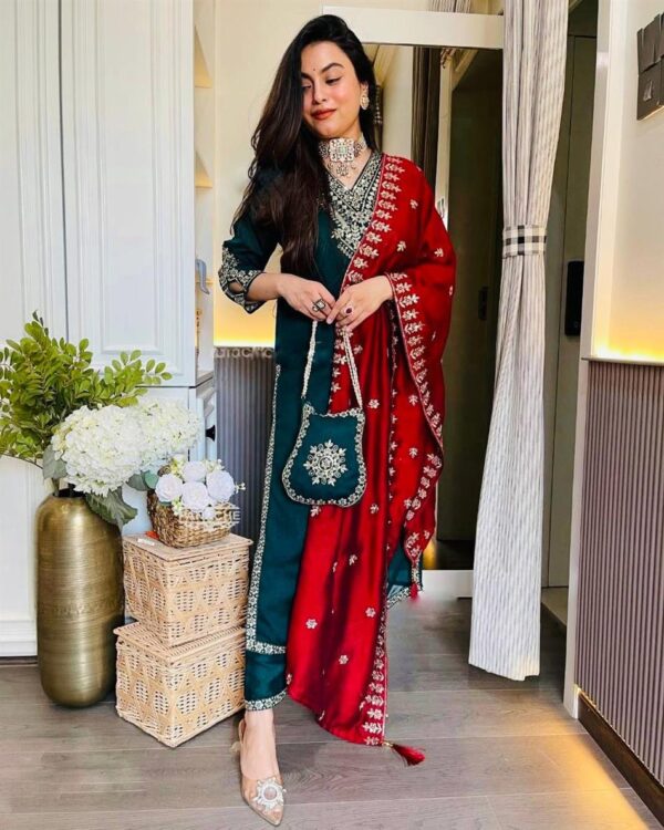 Shop Chinon Silk Embroidered Top-Pant Set with Dupatta and Potli - Image 2