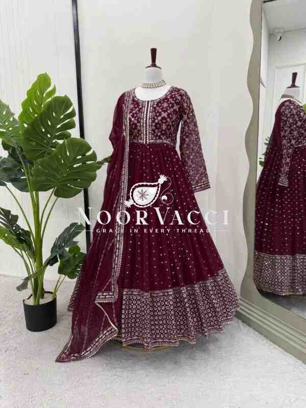 Foux Gorgette Embroidered Kurti with Dupatta Set - Image 3