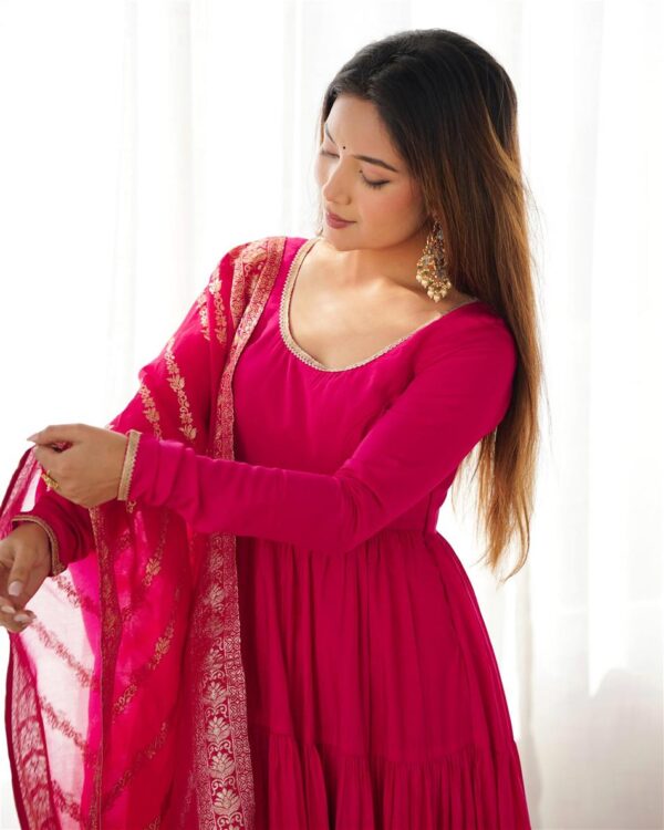 Buy Pink Romansilk Chanderi Anarkali Set with Banarasi Dupatta - Image 4