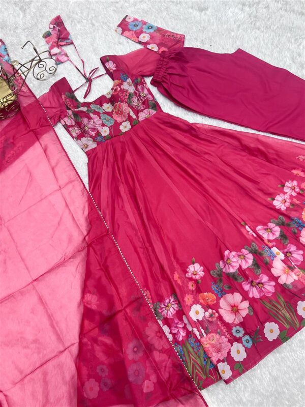 Shop Black Floral Organza Anarkali Suit Set with Dupatta and Pant - Image 8