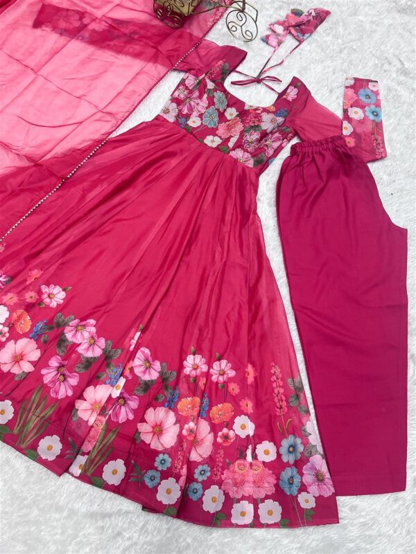 Shop Black Floral Organza Anarkali Suit Set with Dupatta and Pant - Image 10