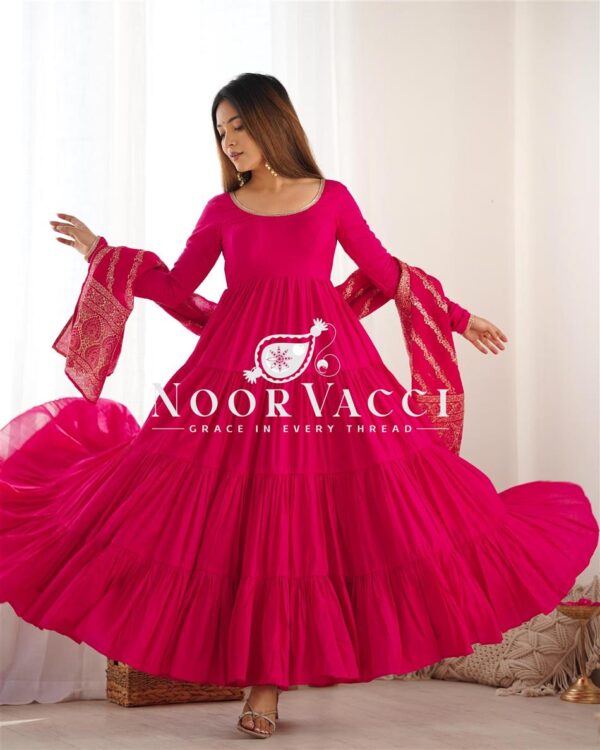 Buy Pink Romansilk Chanderi Anarkali Set with Banarasi Dupatta