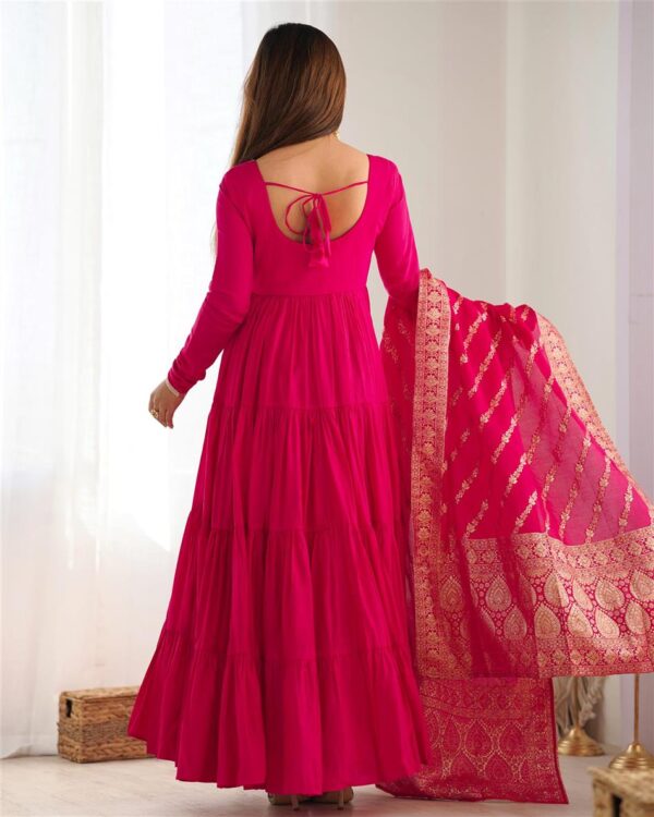 Buy Pink Romansilk Chanderi Anarkali Set with Banarasi Dupatta - Image 5