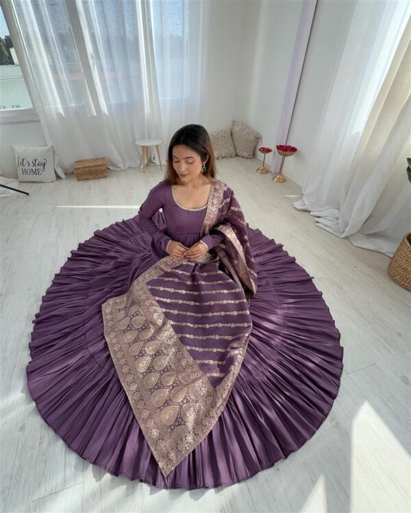 Shop Pink Romansilk Chanderi Anarkali Set with Banarasi Dupatta - Image 4