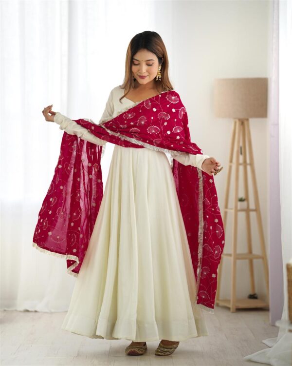Buy Vichitra Silk Kali-Cut Anarkali Set with Dupatta and Pant