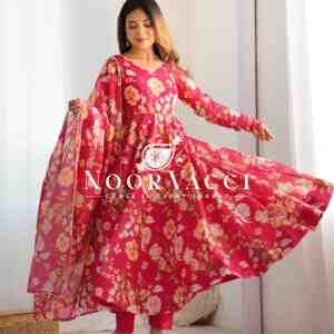 Organza Silk Anarkali Set with Dupatta – Elegant Kali Pattern Flair