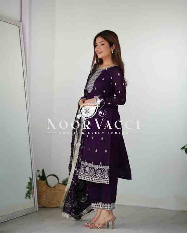 Elegant Pure Blooming Vichitra Silk Kurta Set with Dupatta & Trousers - Image 7