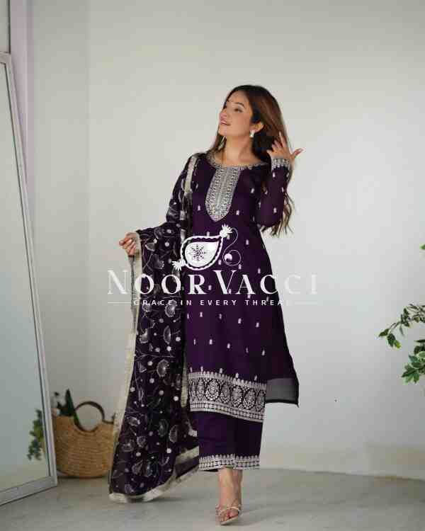 Elegant Pure Blooming Vichitra Silk Kurta Set with Dupatta & Trousers - Image 2