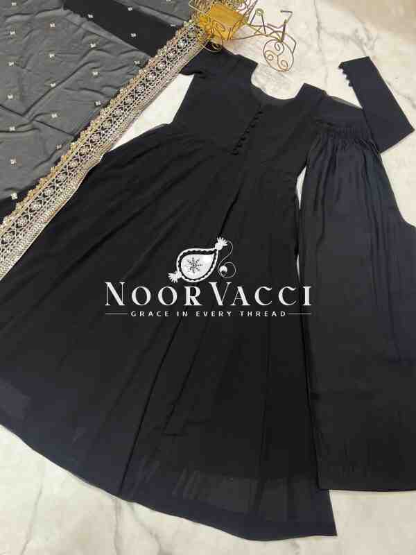 Fox Georgette Kurta Set with Dupatta & Plazzo – Elegant Potli Detailing - Image 9