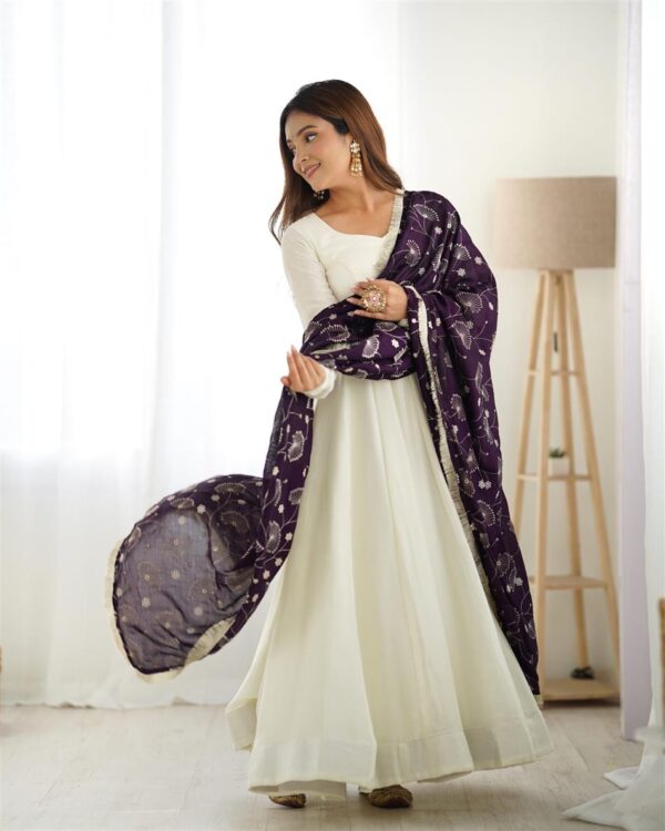 Shop Vichitra Silk Kali-Cut Anarkali Set with Dupatta and Pant - Image 4
