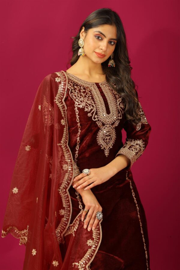 Buy Heavy Viscose Velvet Designer Party Wear Top-Dupatta & Fully Stitched Bottom Set - Image 2