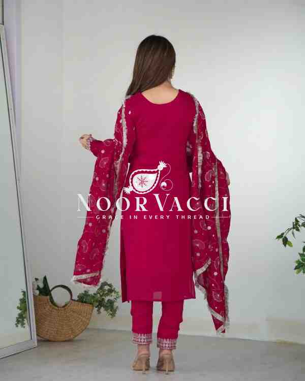 Elegant Pure Blooming Vichitra Silk Kurta Set with Embroidery & Sequence Work - Image 2