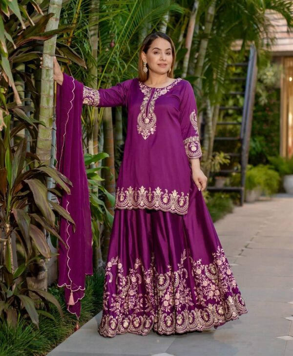 Buy French Crepe Embroidered Top-Sharara Set with Dupatta - Image 4