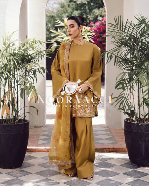 Buy French Crepe Silk Embroidered Top with Farshi Pant & Tissue Dupatta - Image 2