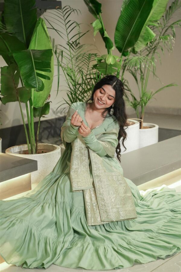 Buy Romansilk Chanderi Anarkali Set with Banarasi Dupatta - Image 4