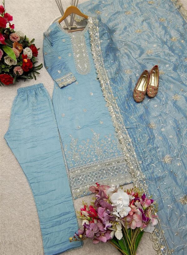 Shop Gold Crush Silk Embroidered Top-Pant-Dupatta Set - Image 9