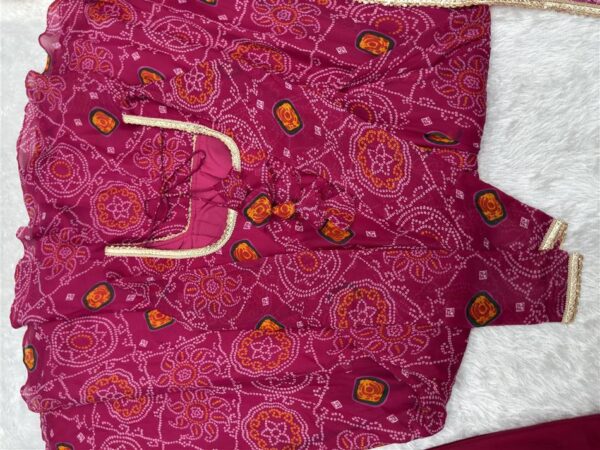 Shop Red Chiffon Bandhej Anarkali Set with Dupatta - Image 11