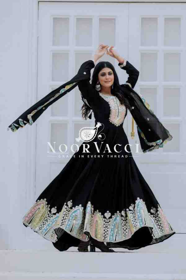 Heavy Chinon Silk Designer Party Wear Gown with Embroidered Dupatta - Image 3