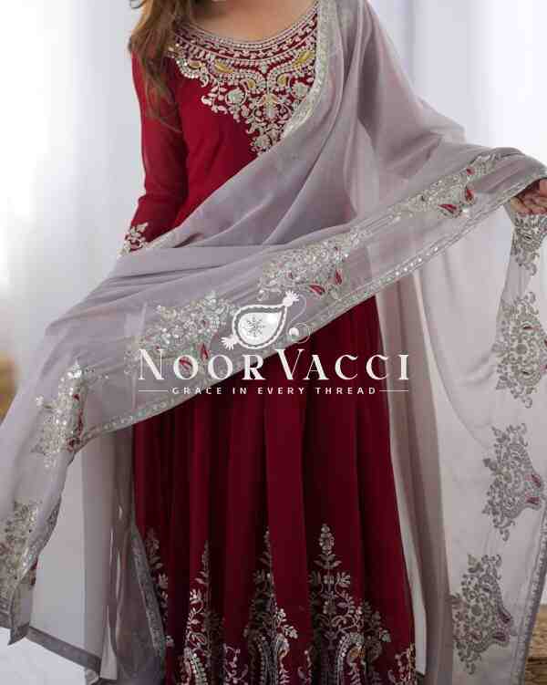Heavy Georgette Gown with Multy Thread Embroidery & Dupatta - Image 3