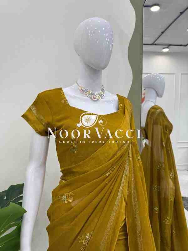Viscous Patta Saree with Thread & Sequence Embroidery and Matching Blouse - Image 4