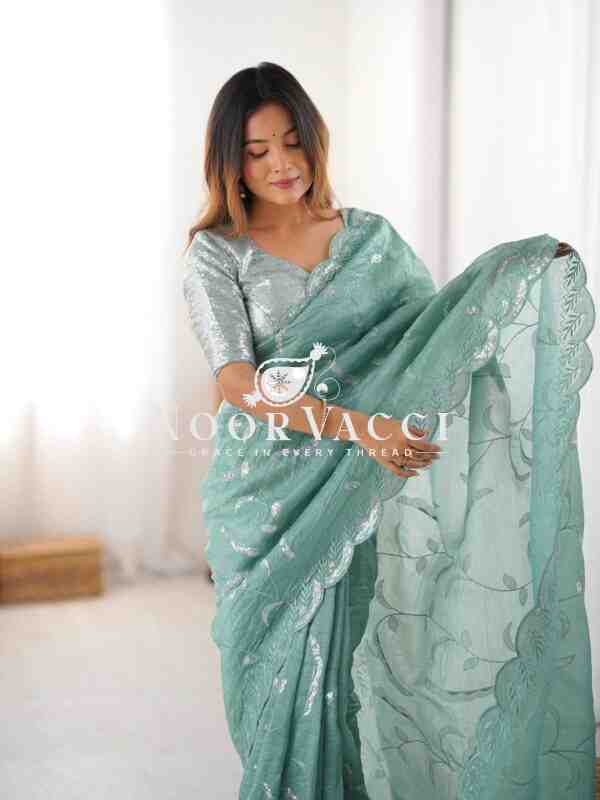 Gold Crush Saree with Full Sequence Embroidery and Dual-Side Blouse - Image 4