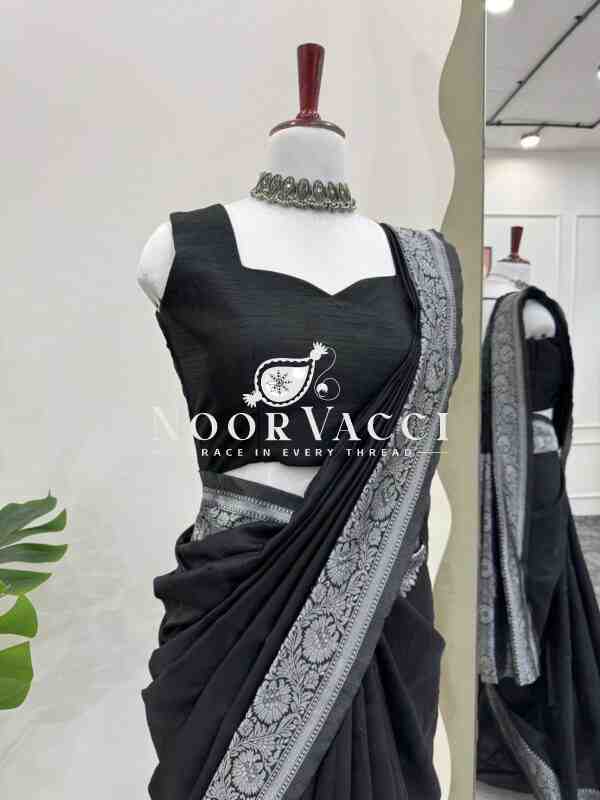 Kota Silk Jacquard Saree with Mono Benglori Blouse - Image 5