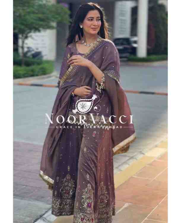 Twil Gold Net Embroidered Top with Plazzo & Dupatta Set - Image 2