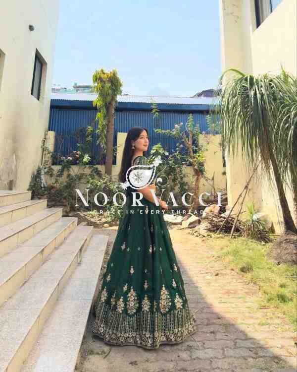 Heavy Jimmy Su Silk Wedding Lehenga Choli Set with Embroidered Dupatta - Image 4